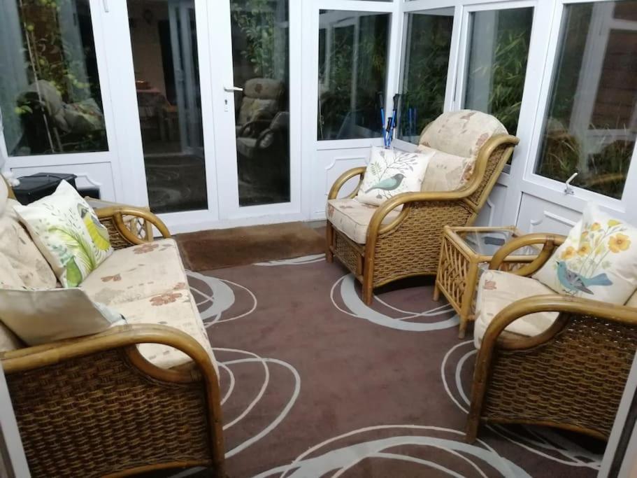 Welsh Miners Cottage Four Bedroom House Treherbert Dış mekan fotoğraf