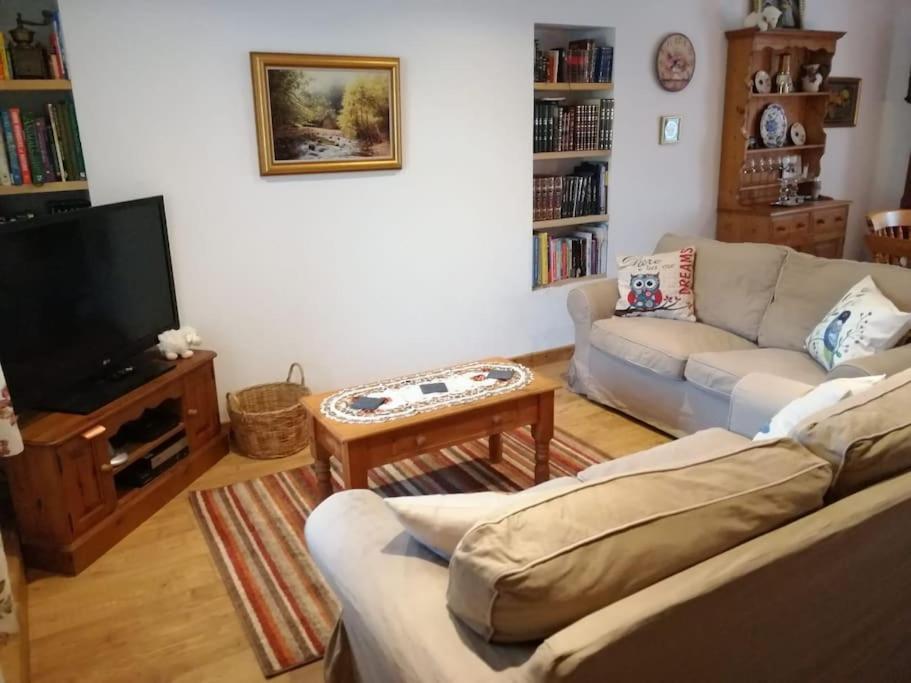 Welsh Miners Cottage Four Bedroom House Treherbert Dış mekan fotoğraf